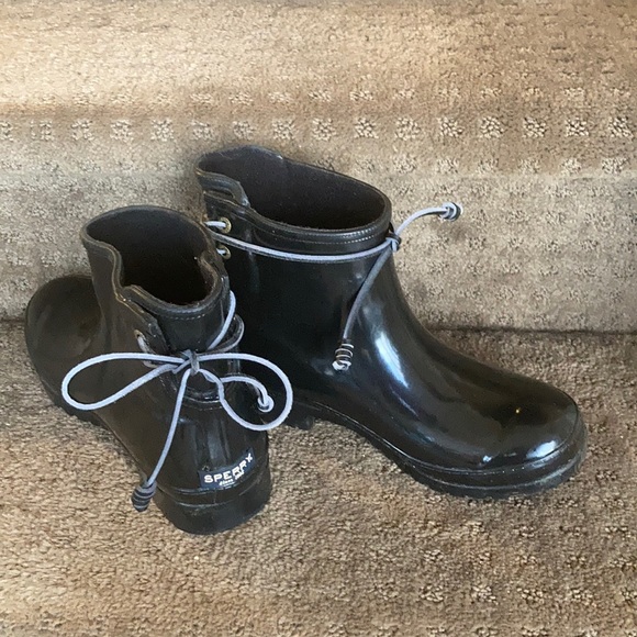 Sperry Topsider Ankle Boots - Picture 4 of 5